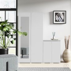 Set für den Flur Emi 24