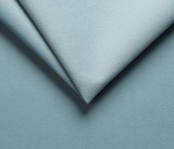 <h2>Wohnwand Trynity 22</h2>
<p>Die Wohnwand <strong>Trynity 22</strong> vereint modernes Design mit praktischer Funktionalität. Die klaren Linien und die harmonische Farbkombination passen perfekt in jedes Wohnzimmer. Die Kombination aus offenen Ablagen 