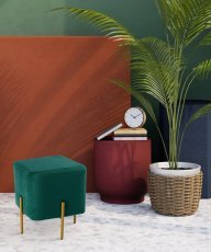 Chomik - Quadratischer Hocker mit Beinen – PHO3895