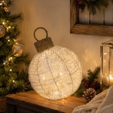 Weihnachtsdekoration – LED-Kugel 25 x 34 cm, weiß *6739